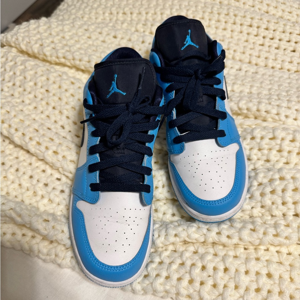 Nike Jordan 1’s